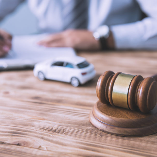 Should I Get a Lawyer For a Car Accident?